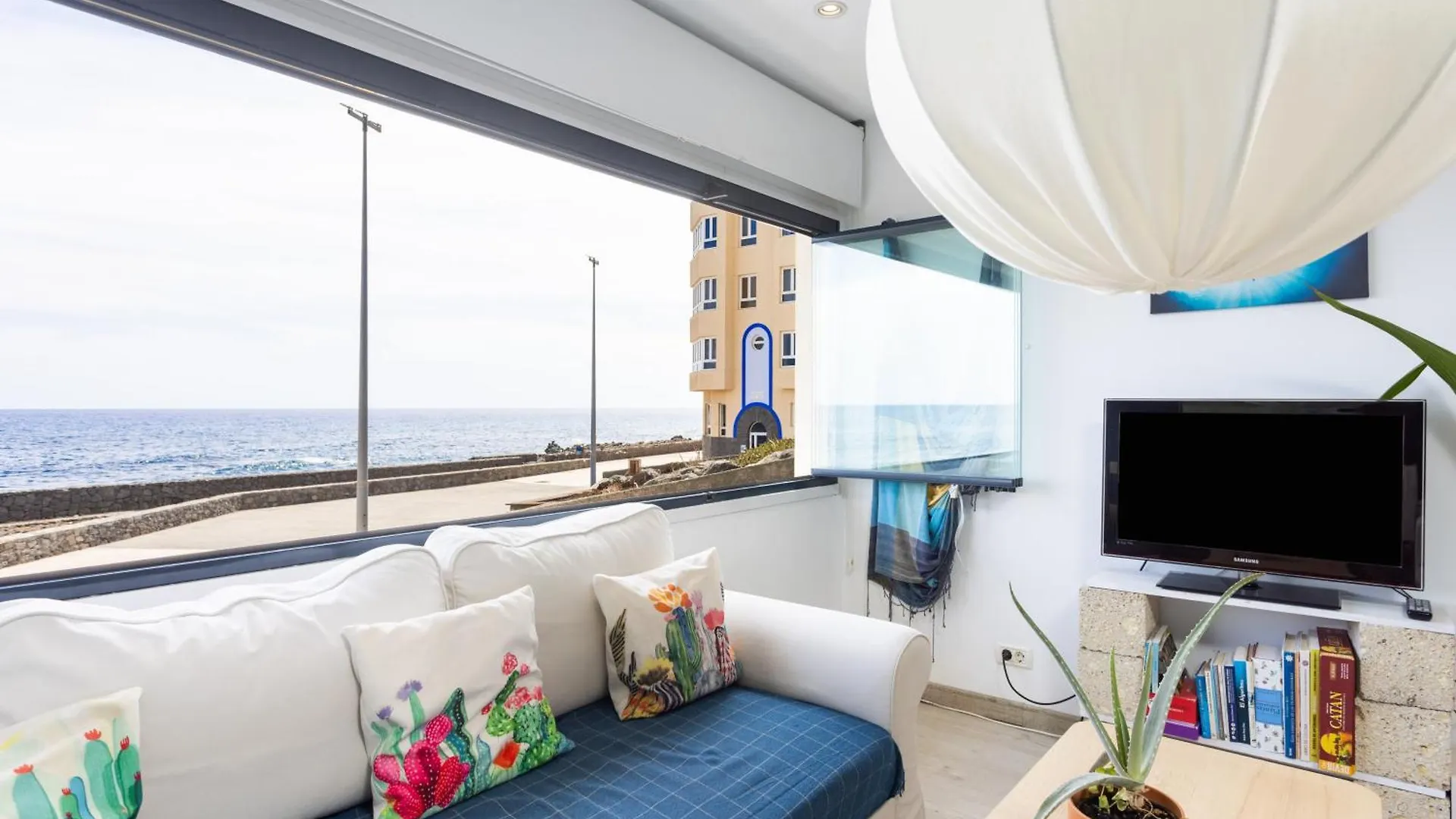 Live Puertito La Mar Con Fantasticas Vistas Apartment Puertito de Guimar Spain